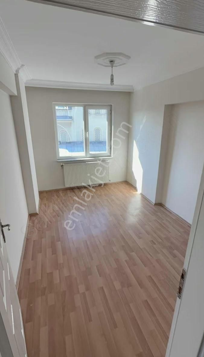 İlahiyat Cami Karşısı Aileye Uygun 3+1 Kiralık Daire - Görsel 12