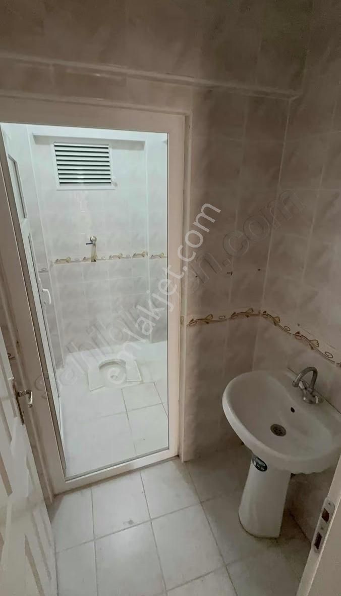 İlahiyat Cami Karşısı Aileye Uygun 3+1 Kiralık Daire - Görsel 15