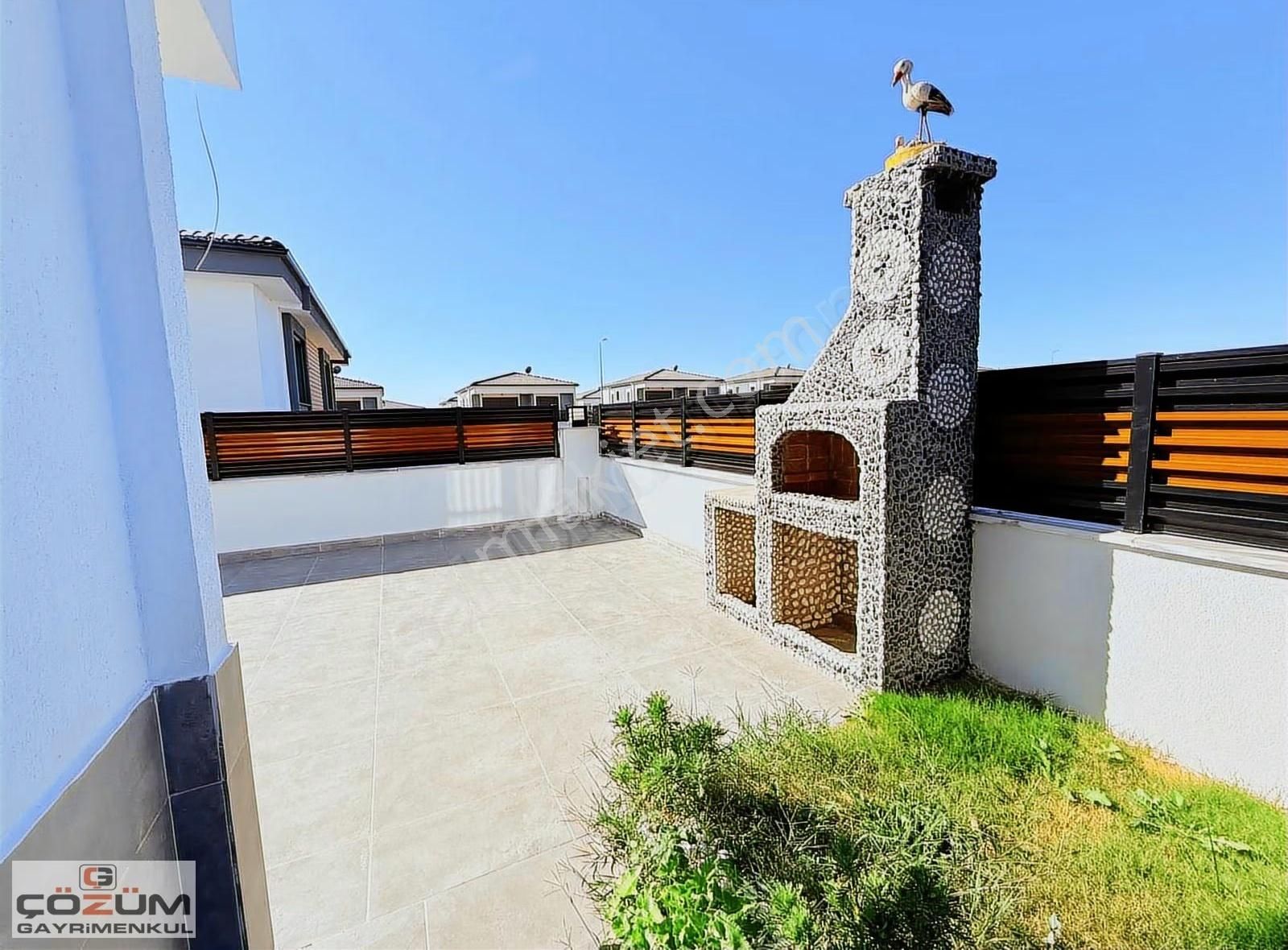 Müstakil Ayrı Mutfak Villa - Görsel 3