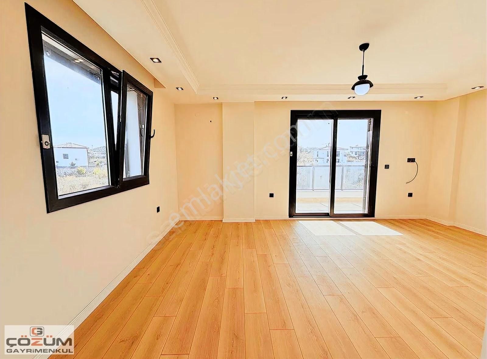 Denize Yakın Lüks Villa - Görsel 15