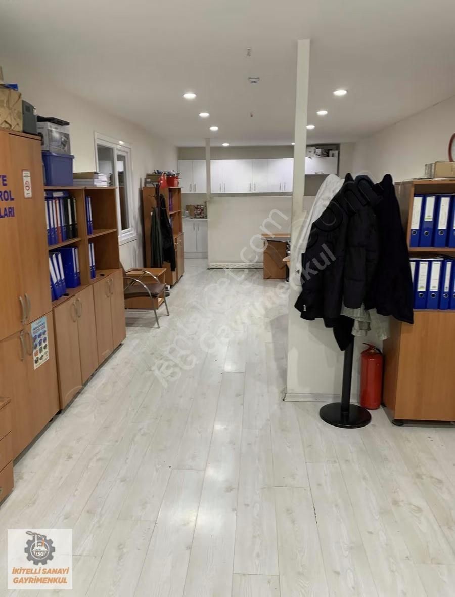 İş Batı Ticaret Merkezinde Cadde Cepheli İskanlı Dükkan - Görsel 10