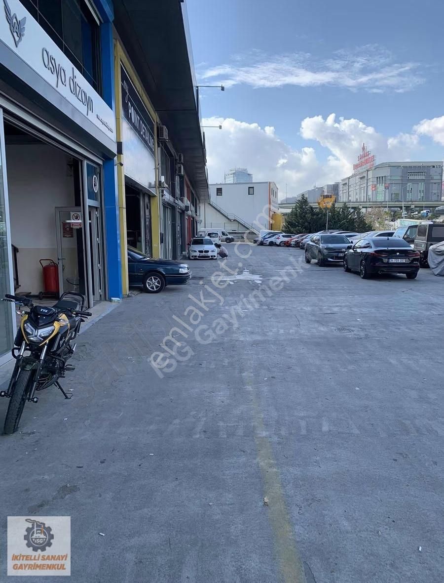 İş Batı Ticaret Merkezinde Cadde Cepheli İskanlı Dükkan - Görsel 21