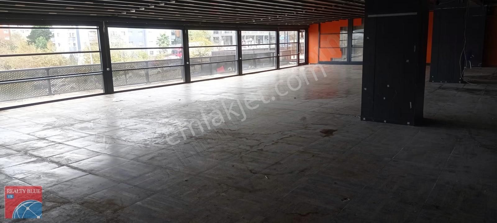 Kurtköy Yenişehir'de Süper Lokasyonda 1250m2 Kiralık İşyeri - Görsel 16