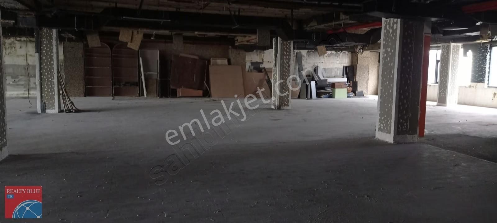 Kurtköy Yenişehir'de Süper Lokasyonda 1250m2 Kiralık İşyeri - Görsel 24