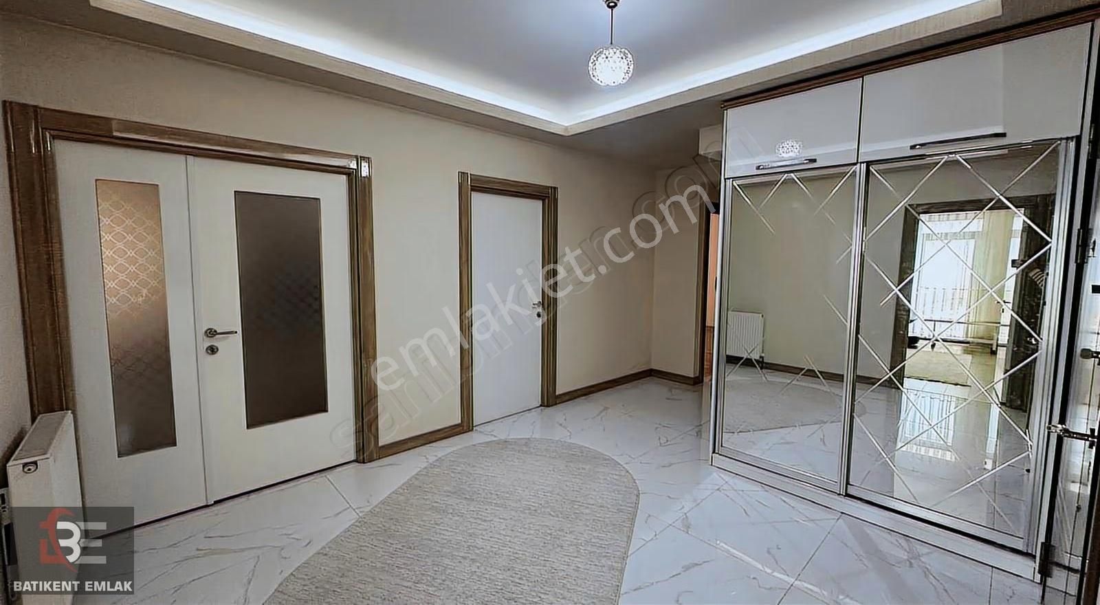 Batıkent Emlak'tan Batı Vizyon'da 4+1 Full Yapılı Havuzlu - Görsel 3