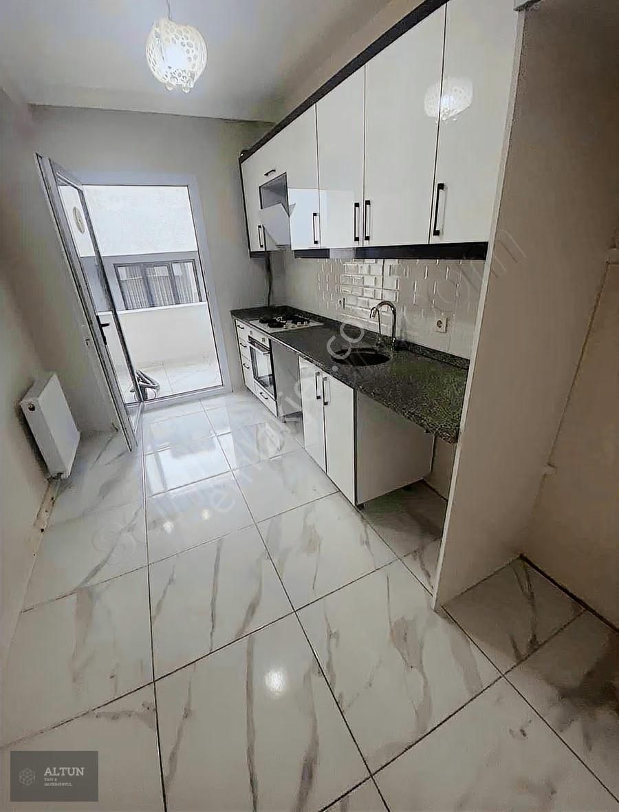 Avcılar İgs Camisine Yakın Konum 2+1 Ara Kat Satılık Sıfır Daire - Görsel 2