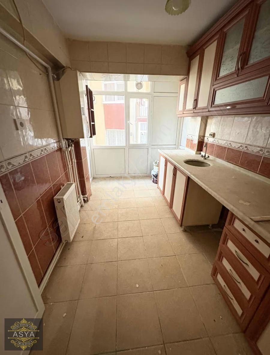 İncirlide Etliğe Yürüme Mesafesinde 3+1 Kiralık Daire