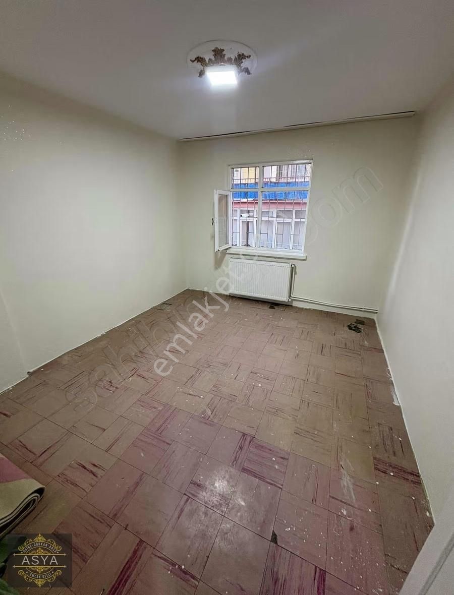 İncirlide Etliğe Yürüme Mesafesinde 3+1 Kiralık Daire - Görsel 11