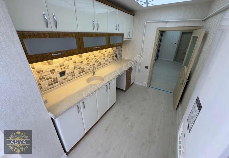 Ufuktepe De Cadde Üzeri Full Yapılı Ara Kat 3+1 Fırsatı - Görsel 3