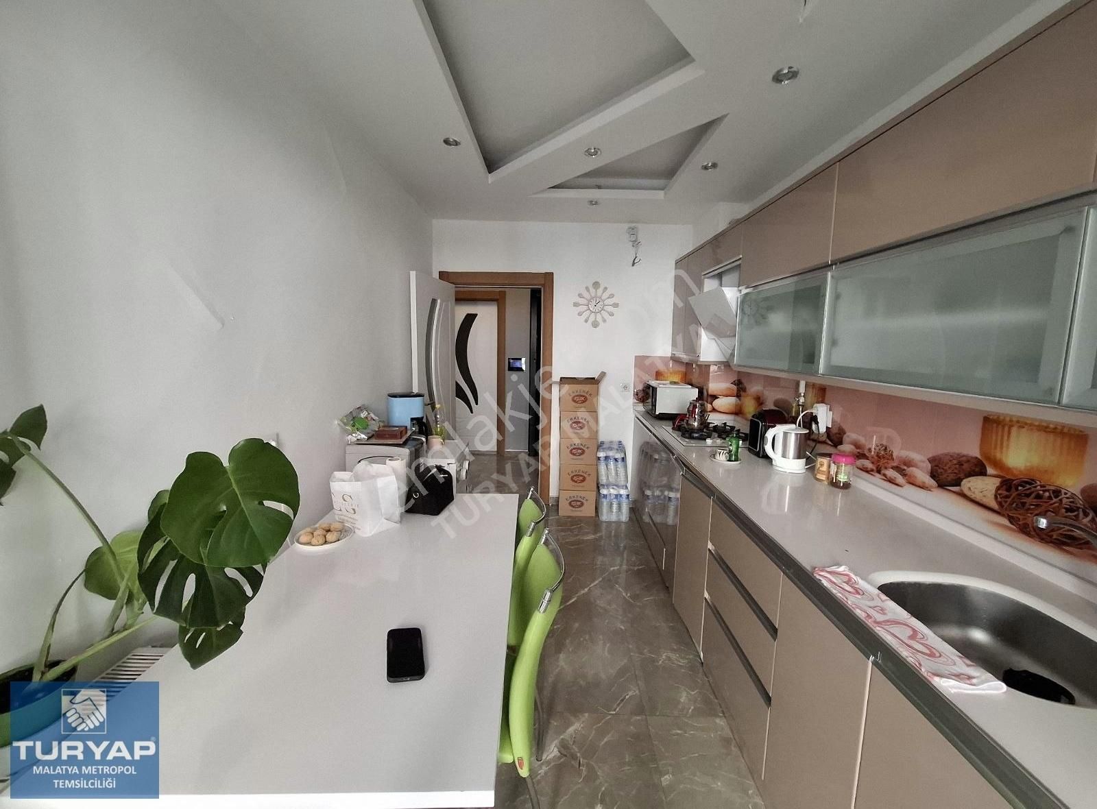 Turyap Metropol'den Satılık Plaza/prestijli Lokasyonda - Görsel 13