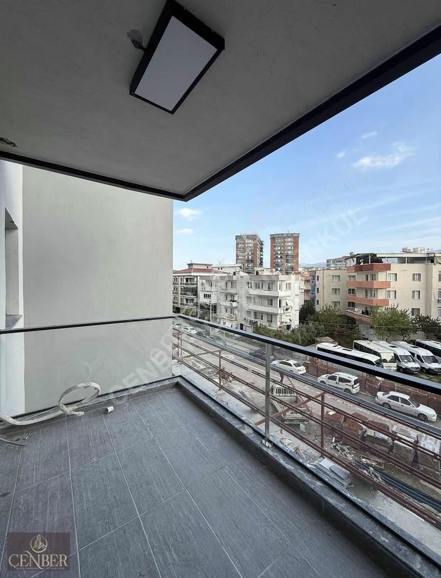 Menemen Uğurmumcu Mahallesinde Satılık 1+1 Fırsat Daire - Görsel 4