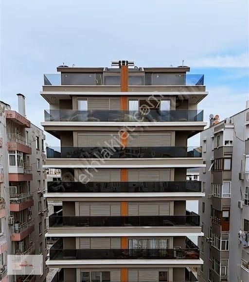 Işıklar Caddesi'nde Deniz Manzaralı 4+1 Dubleks Akıllı Ev Sistem