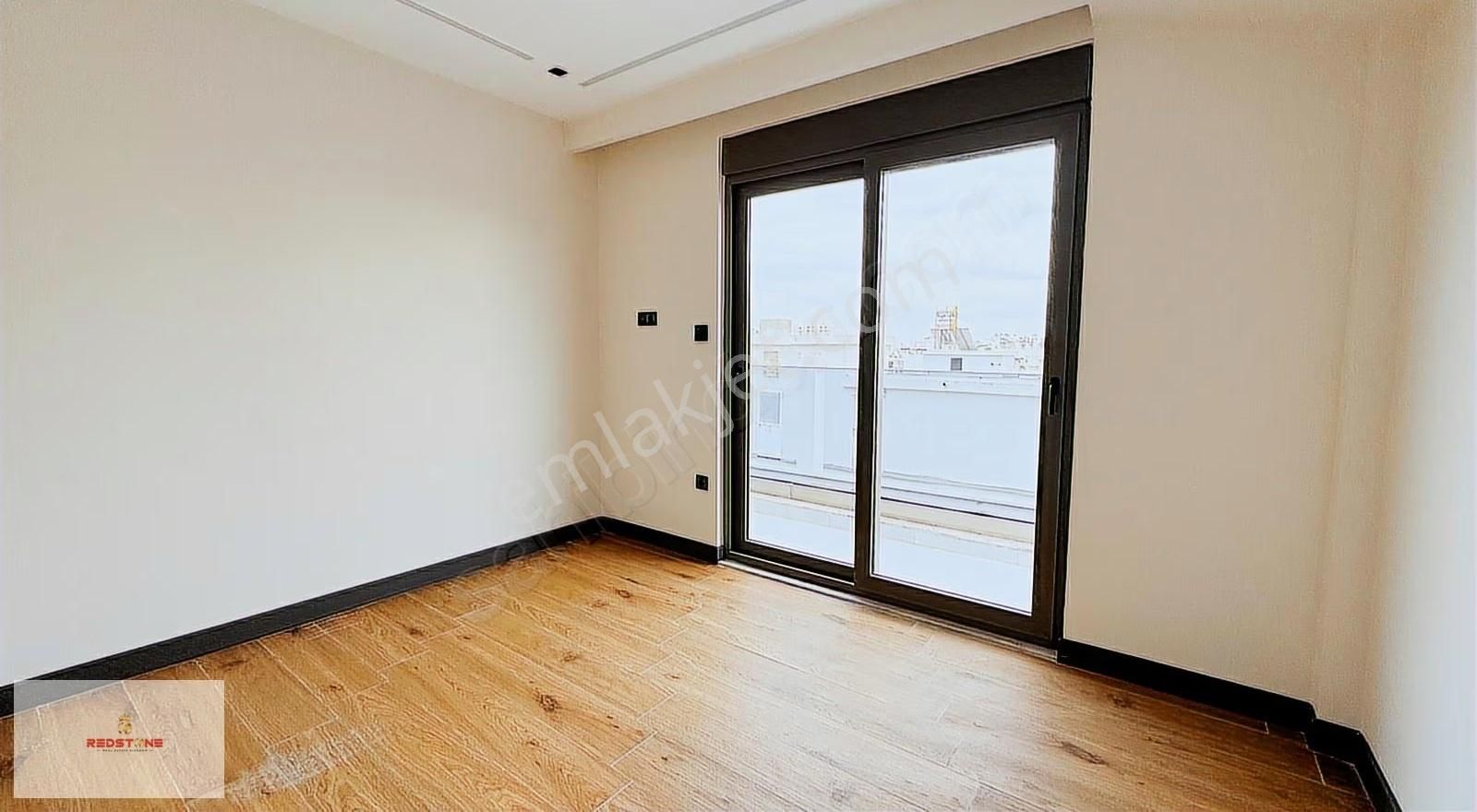 Işıklar Caddesi'nde Deniz Manzaralı 4+1 Dubleks Akıllı Ev Sistem - Görsel 33