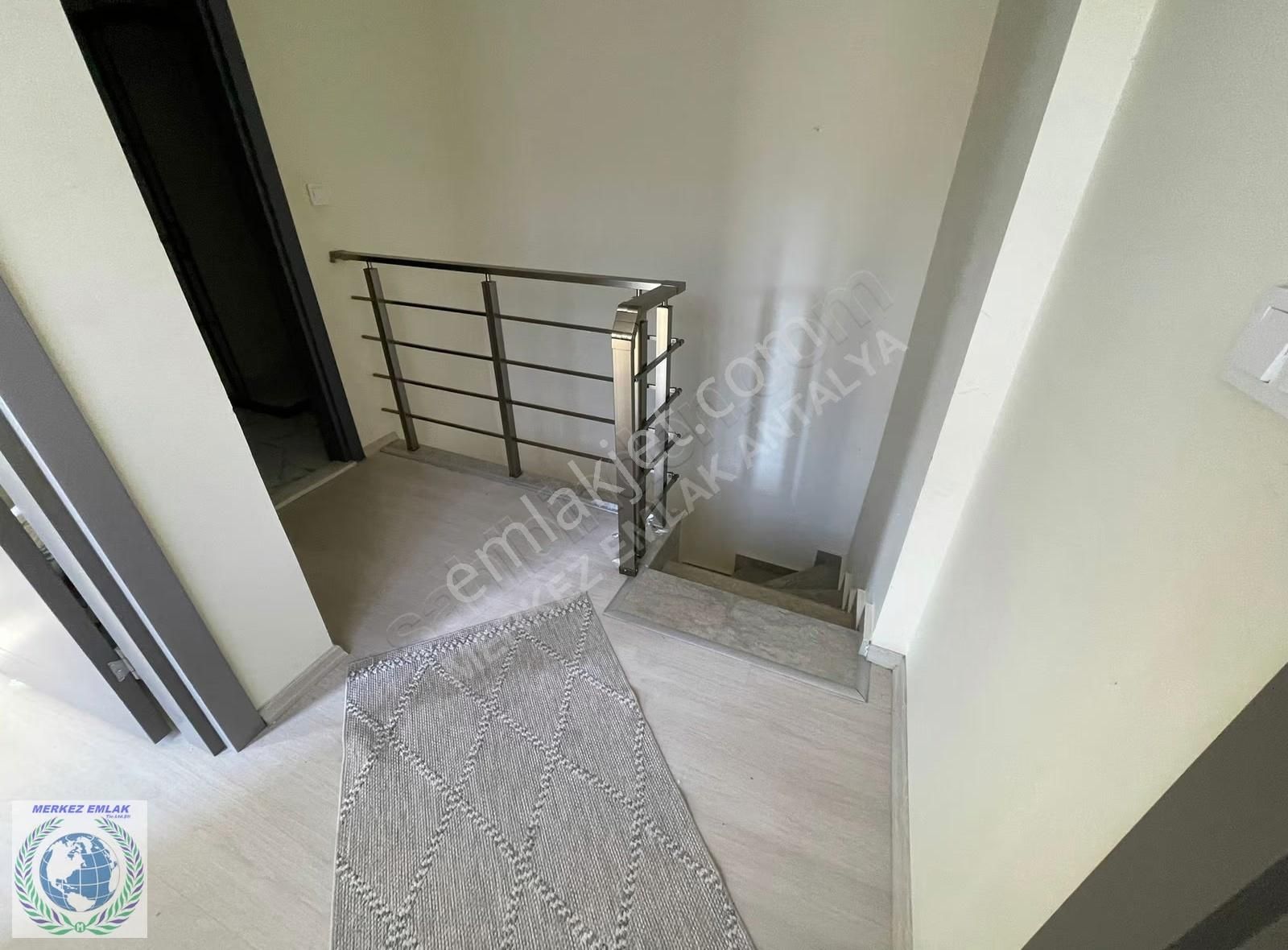 Kemer Merkezde Denize 100m Satılık 3+1 Müstakil Dubleks - Görsel 8