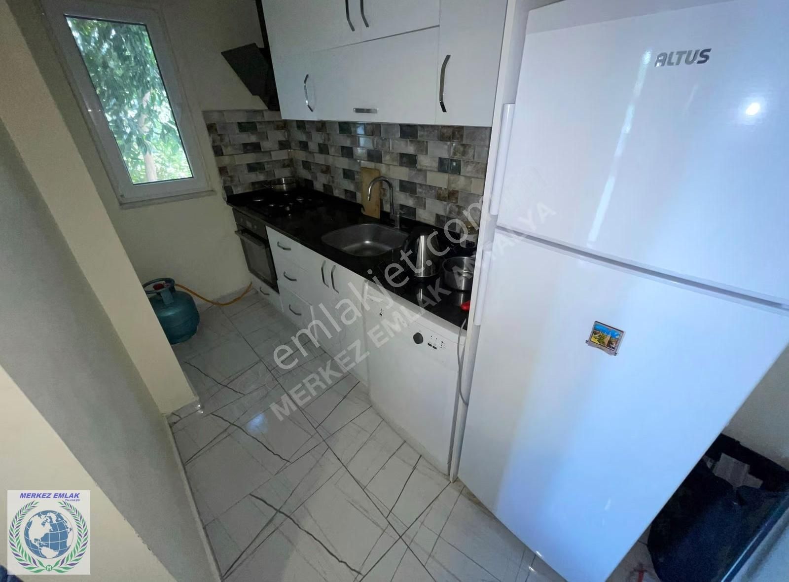 Kemer Merkezde Denize 100m Satılık 3+1 Müstakil Dubleks - Görsel 11