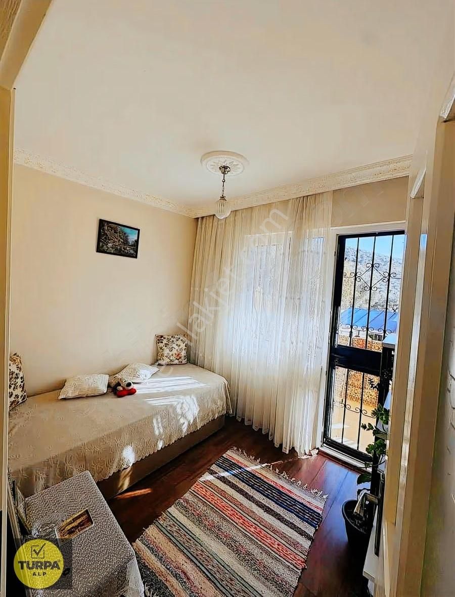 Kuşadasında Deniz Ve Orman Manzaralınsatılık Villa - Görsel 10