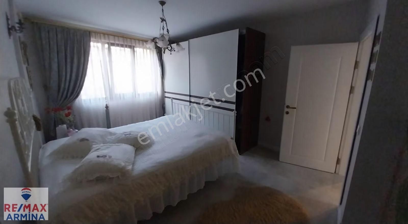 Körfez Manzaralı Türk Hamamlı Şehrin Merkezinde 5+2 Özel Konut - Görsel 11