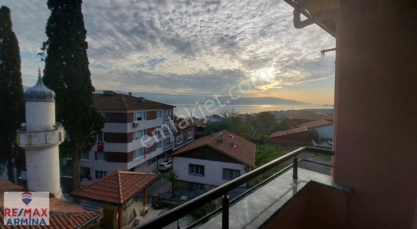 Körfez Manzaralı Türk Hamamlı Şehrin Merkezinde 5+2 Özel Konut - Görsel 30