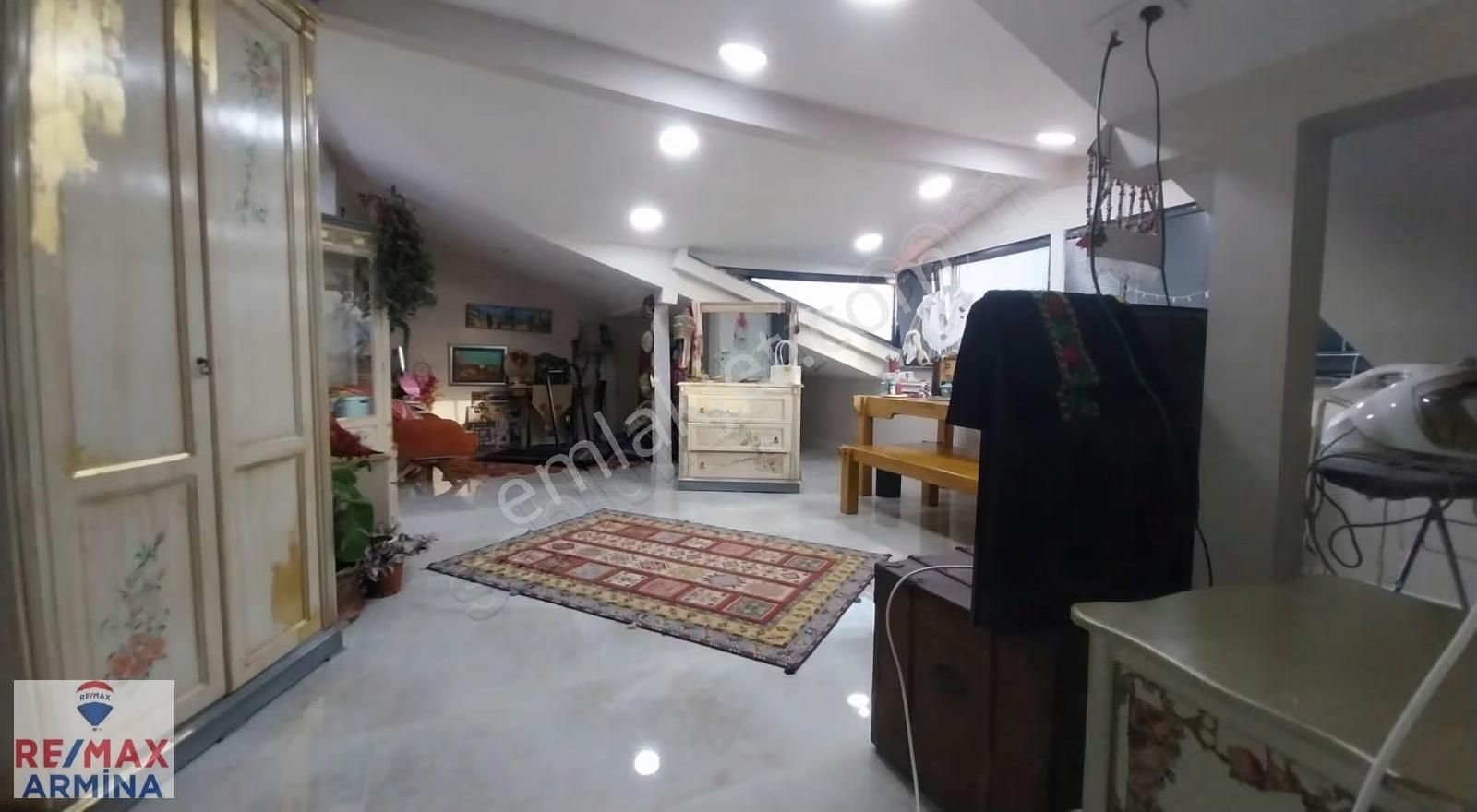 Körfez Manzaralı Türk Hamamlı Şehrin Merkezinde 5+2 Özel Konut - Görsel 22