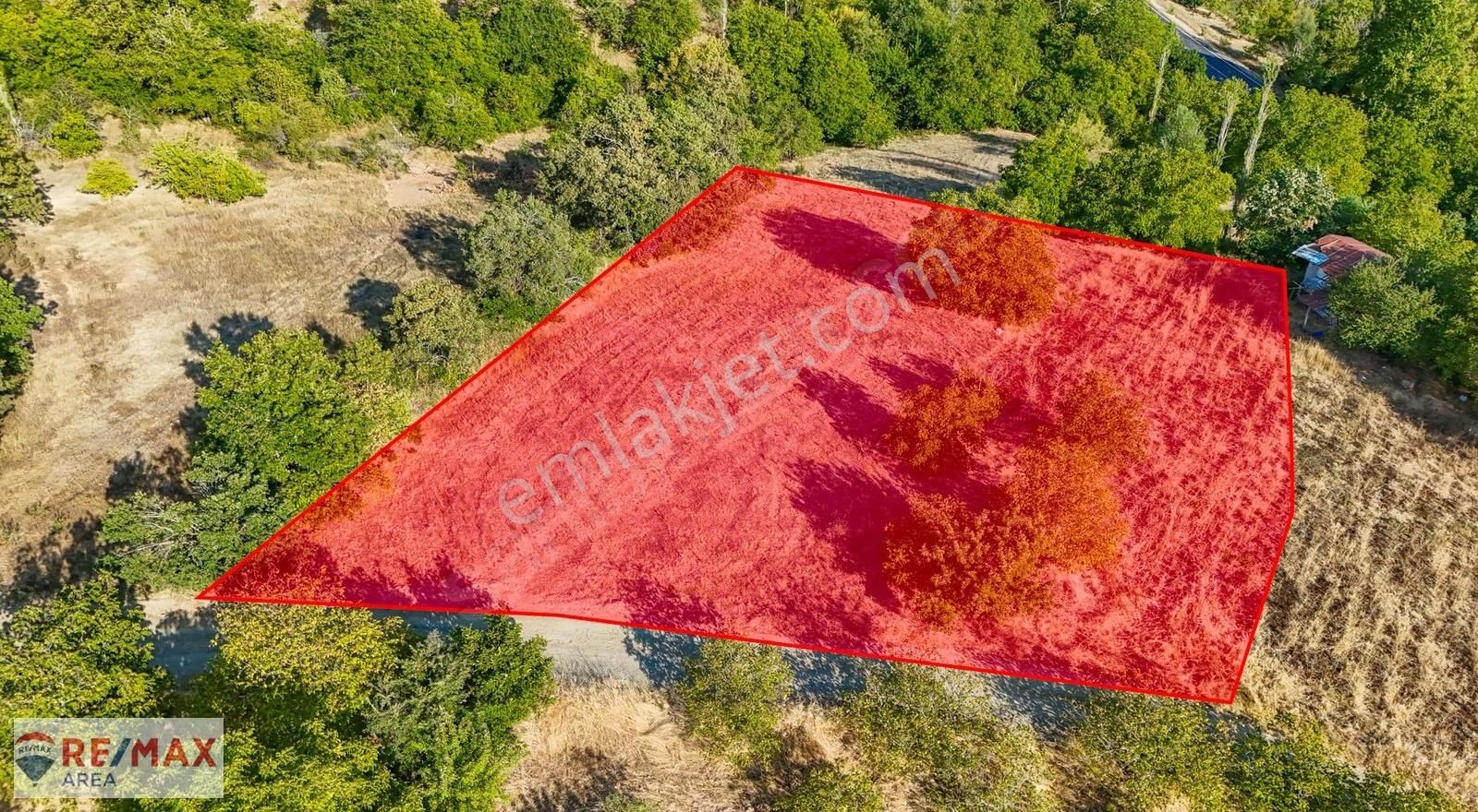 Remax Area'dan Büyükdeliller Köyünde Yola Cephe Fırsat Arazi - Görsel 14