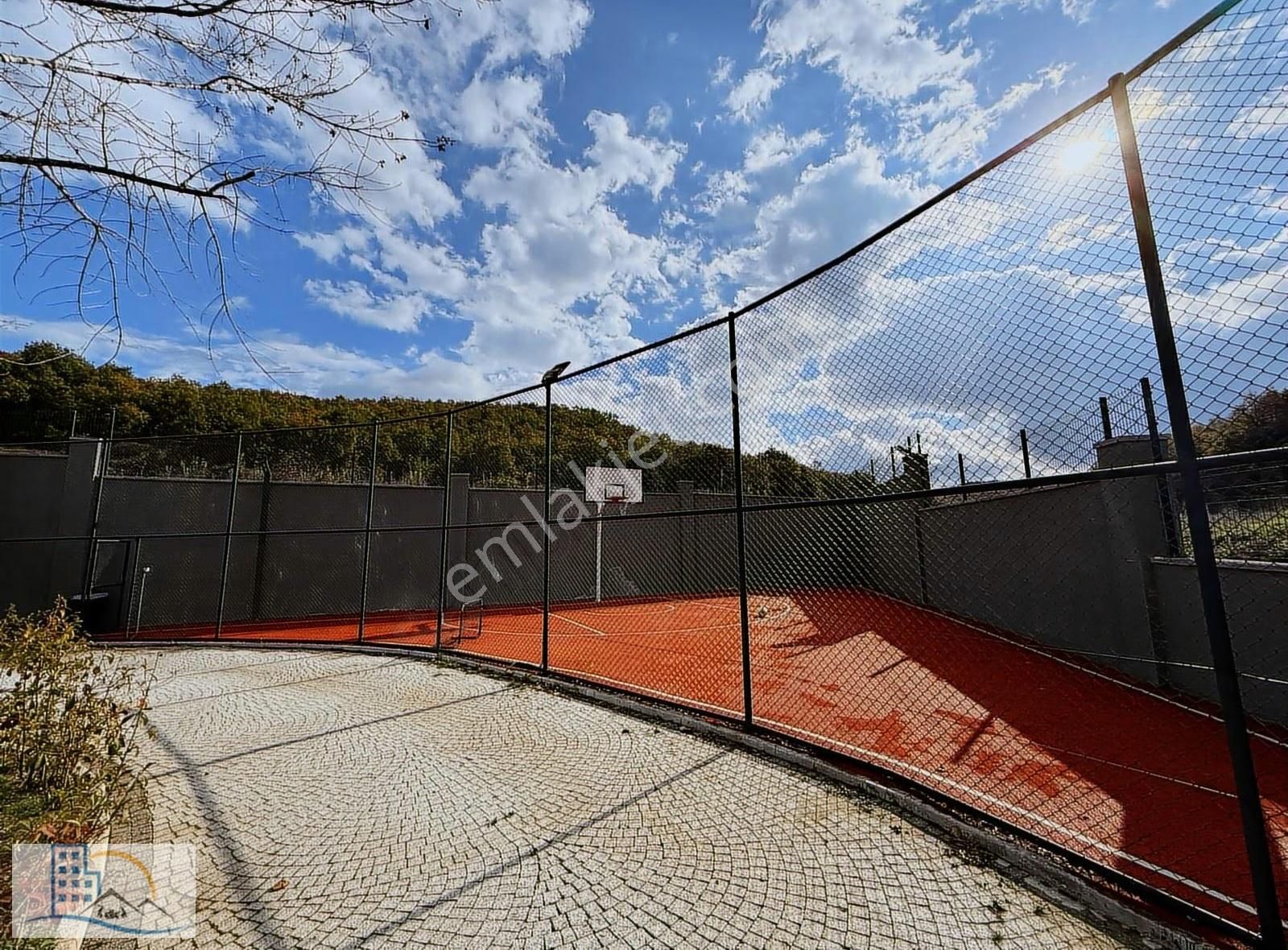 Şile Gül Emlak'tan Nezih Ve Sitede Geniş Bahçeli Kiralık Villa - Görsel 6