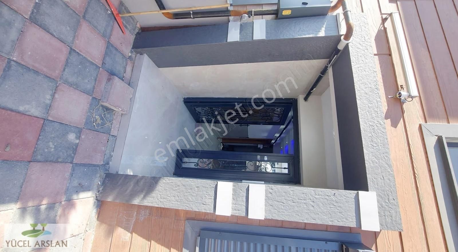 Uğur Mumcu Da Satılık 2+1 Lüks Daire - Görsel 16