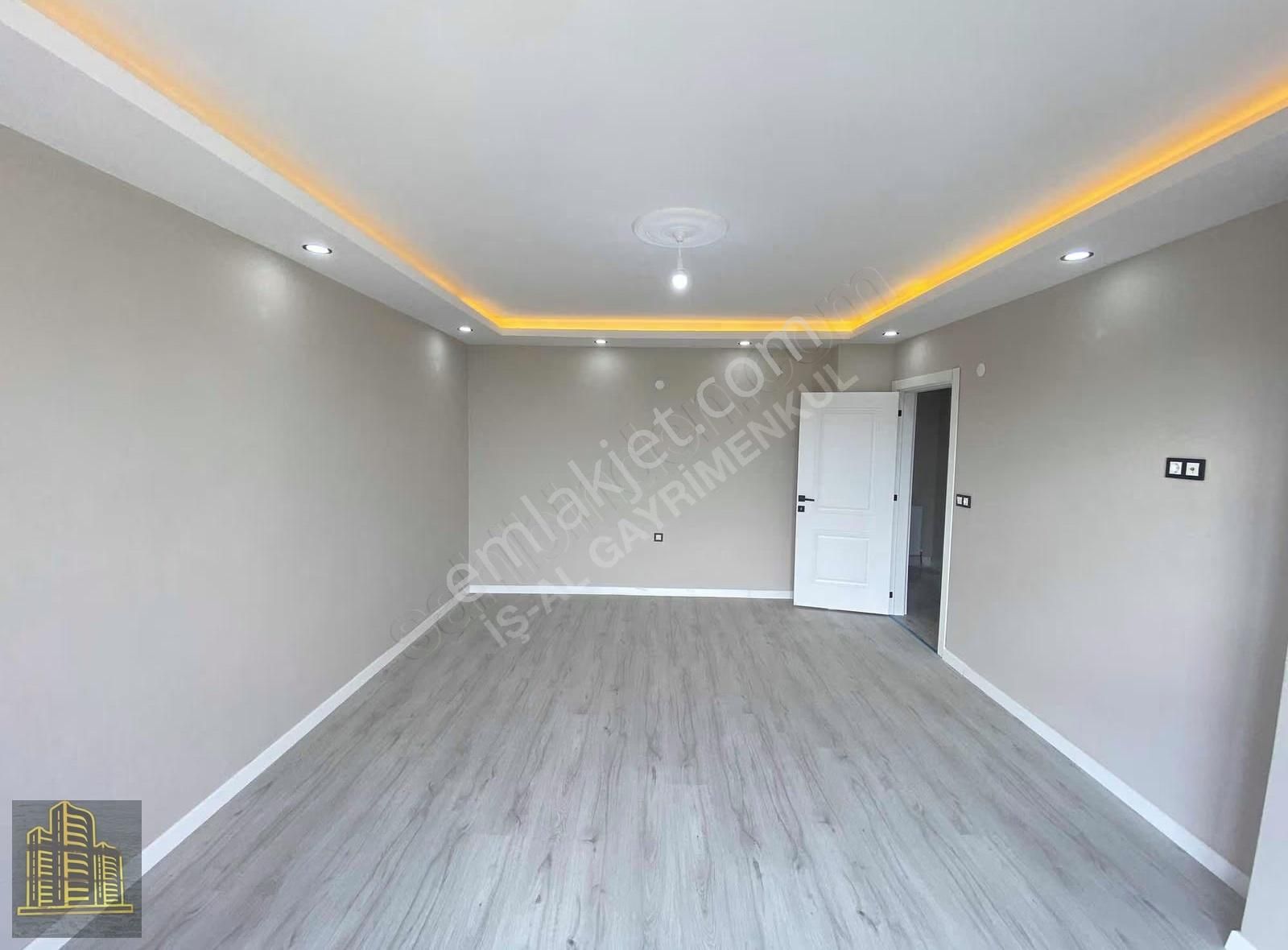 İstasyon Tepe Bölgesinde Sıfır Lüx Ebeveyn Banyolu 2+1 - Görsel 12