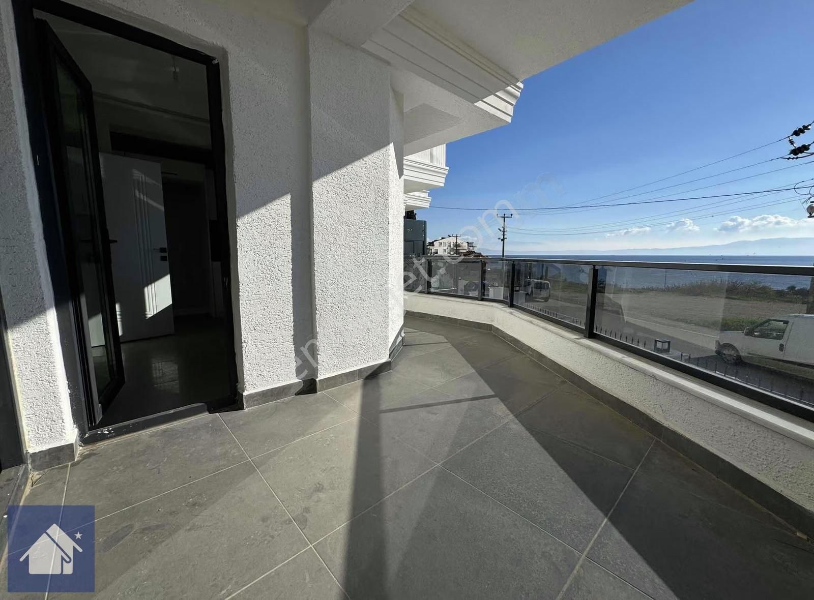 *yiğit Emlak Armutlu'dan*beyaz Konak Evlerinde 2+1 Son Daireler! - Görsel 15