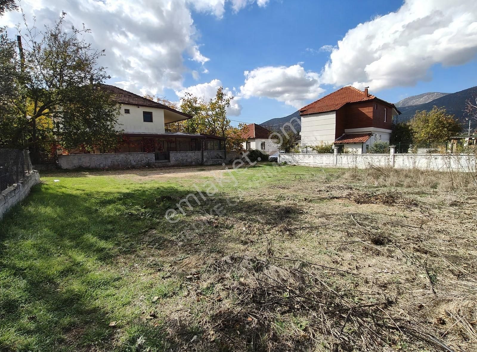 Bayatbademlerinde Köyiçi Satılık Arsa - Görsel 5