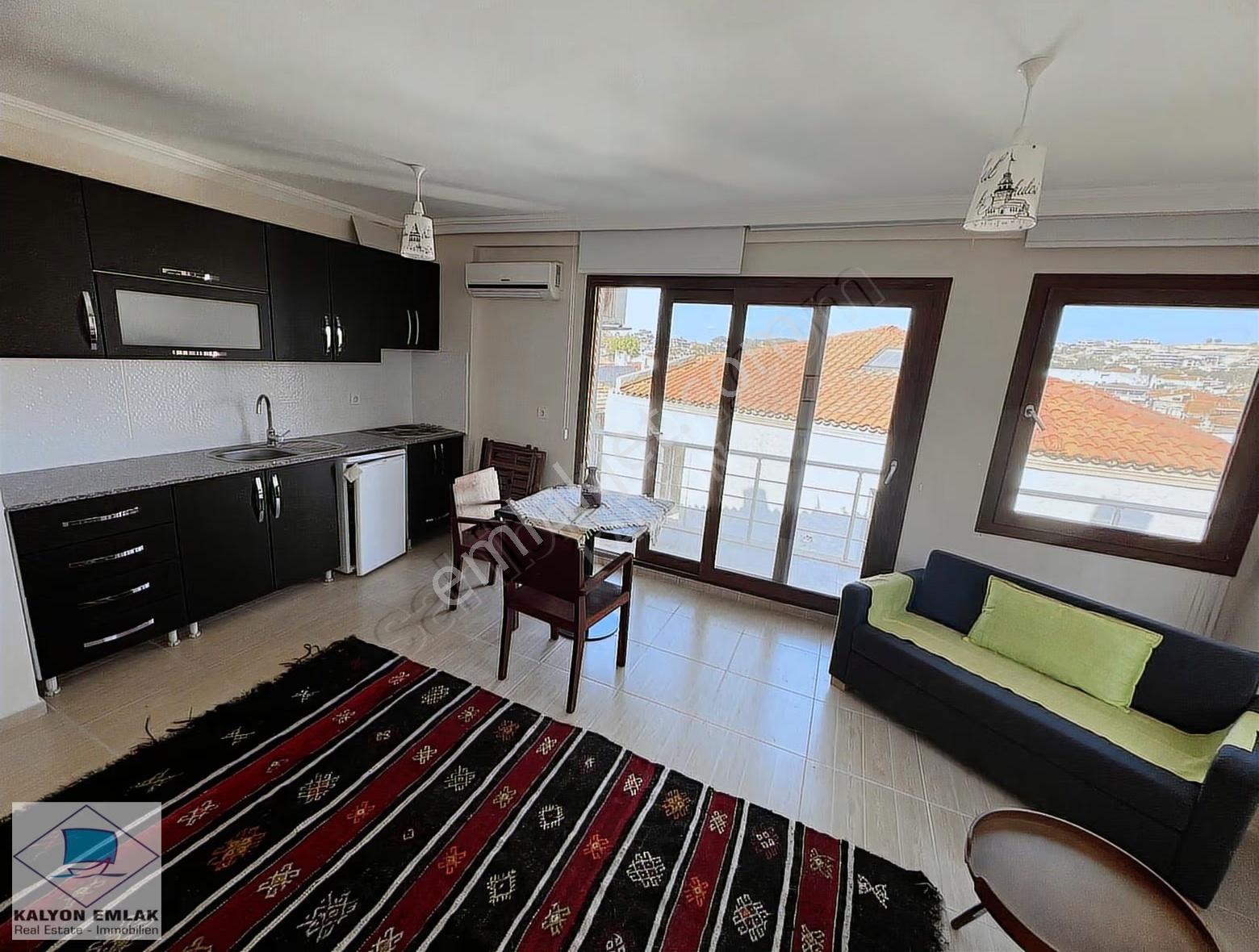 İzmir Çeşme Marinaya Yürüyüş Mesafesinde Satılık Daire - Görsel 11
