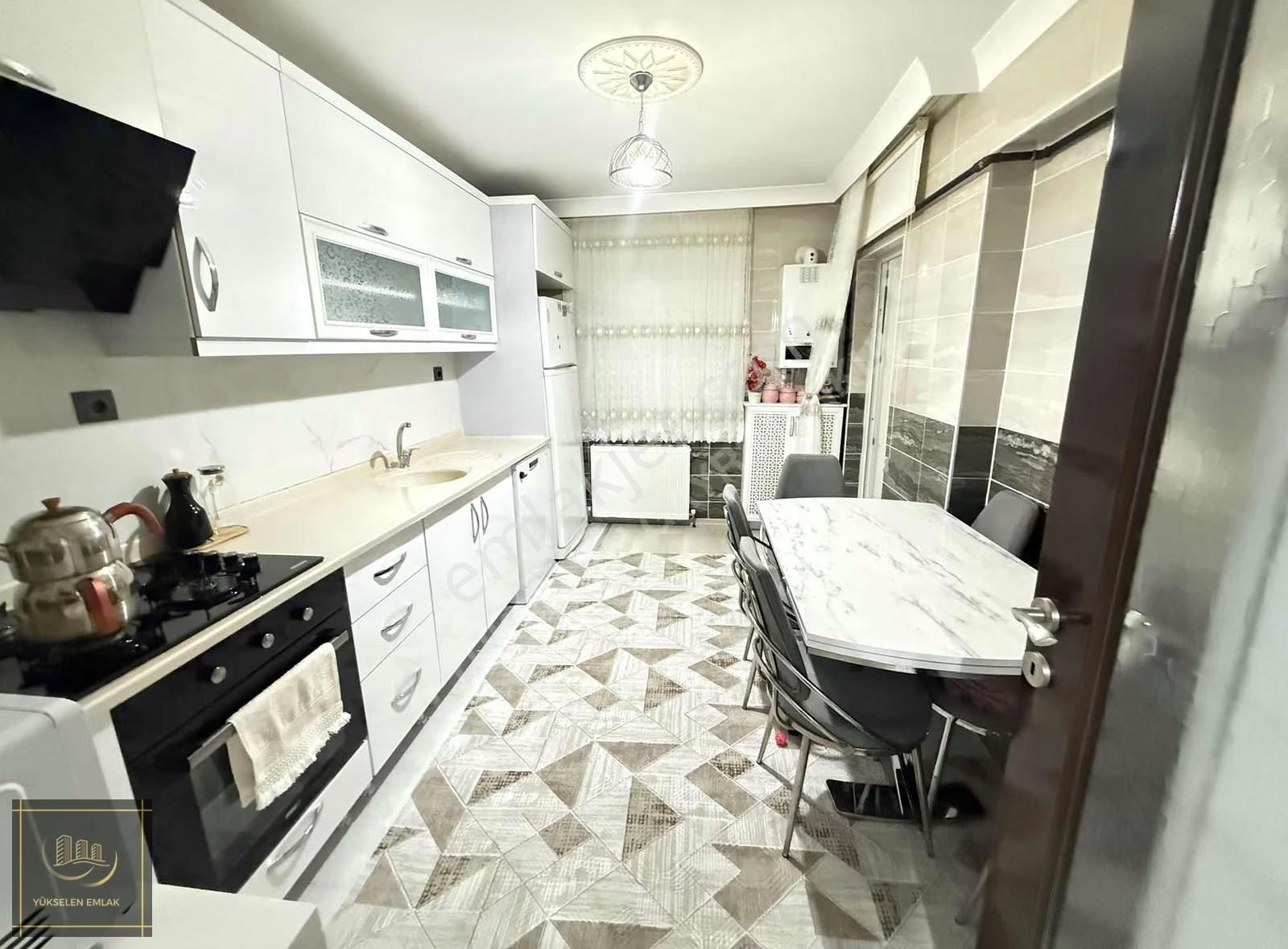 Yükselen Emlak Karapürçek Mah De2.kat Konumunda Satılık 2+1daire - Görsel 2