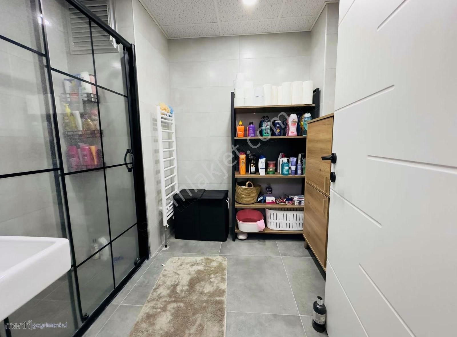 Çiçeği Burnunda 3+1 Satılık Harika Daire! - Görsel 14