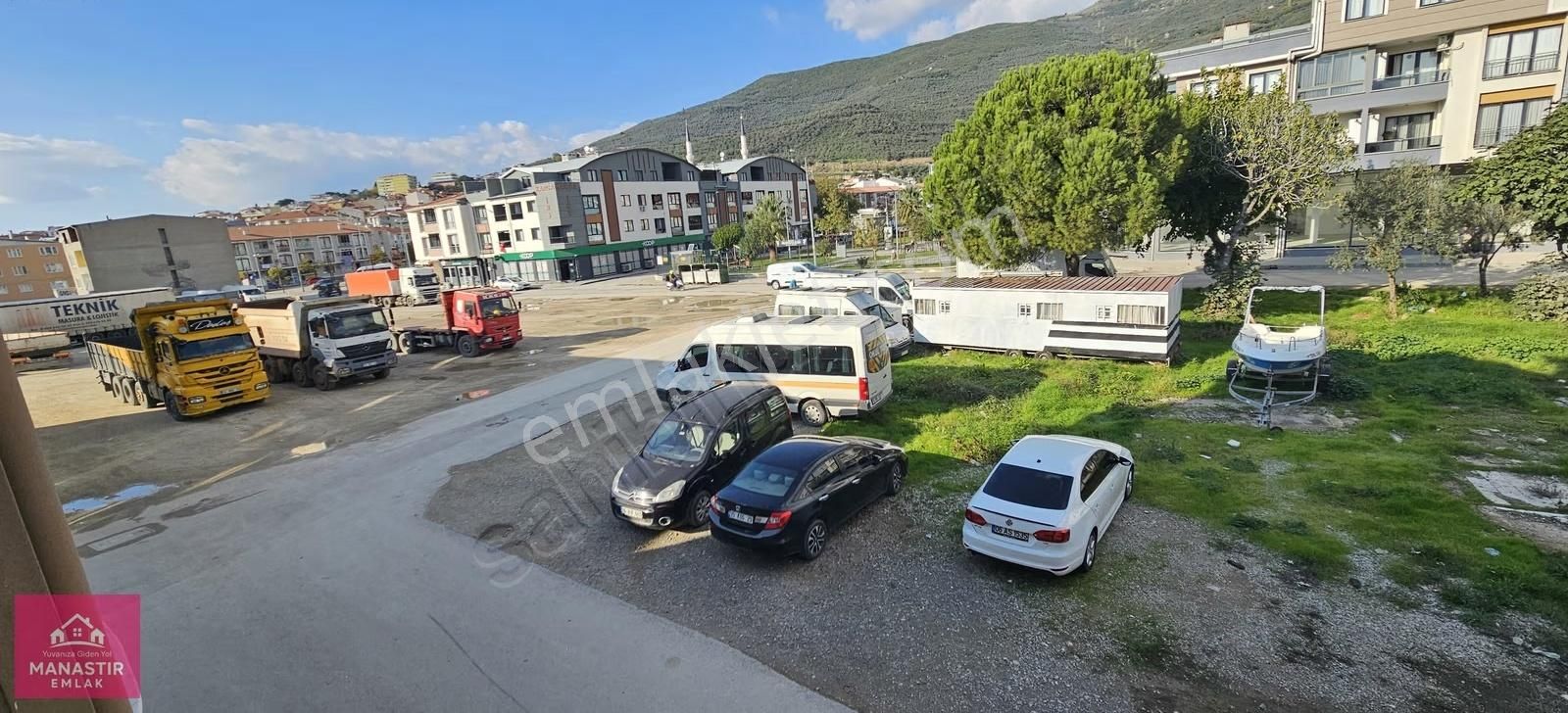 Manastır Emlak'tan Kiralık 3+1 Daire 26.000 Tl