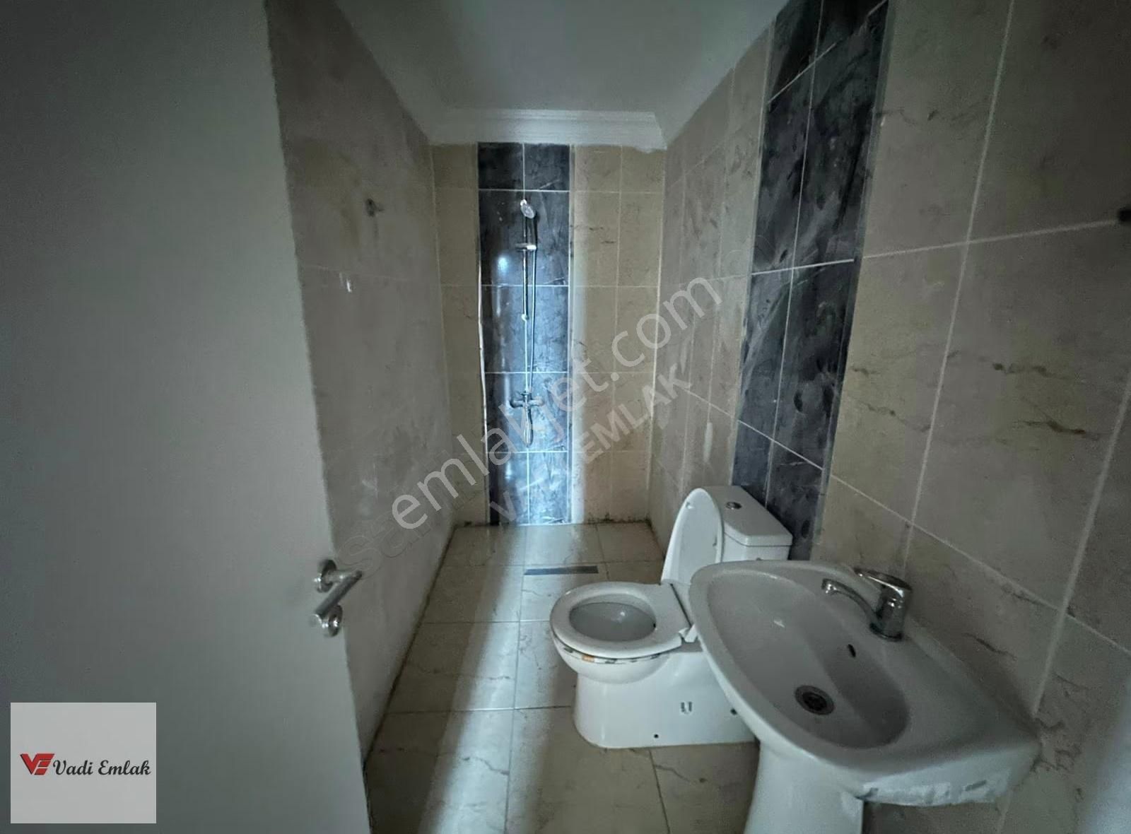 Vadi Emlak'ta Yarahmet Mahallesinde Satılık 2+1 Teraslı Daire - Görsel 24