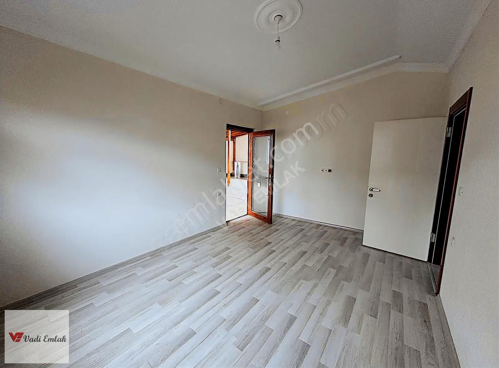 Vadi Emlak Yarahmet Mahallesinde Satılık 2+1 Geniş Teraslı Daire - Görsel 7