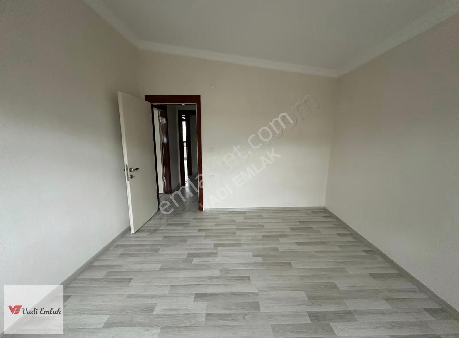 Vadi Emlak Yarahmet Mahallesinde Satılık 2+1 Geniş Teraslı Daire - Görsel 21