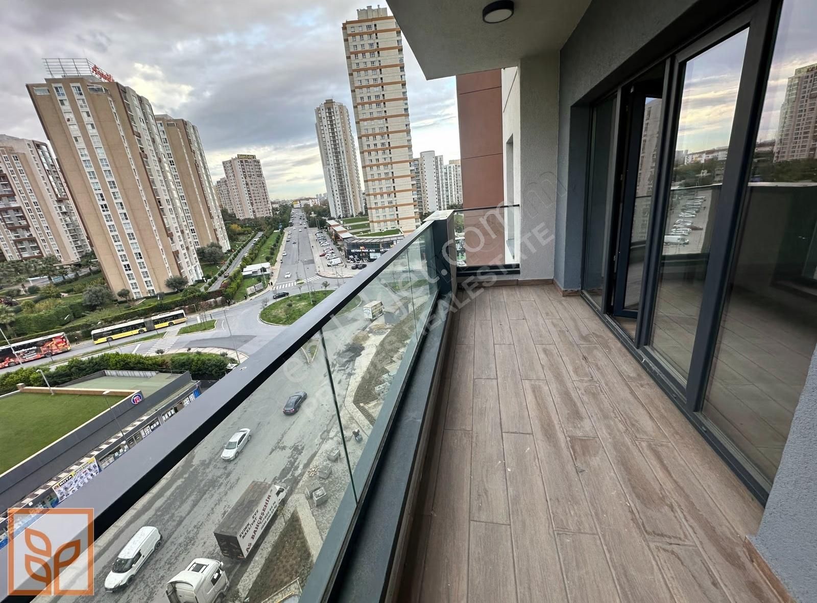 Modern Yaka Tek Yetkili Satış Ofisinden 3+1 Satılık (my399)