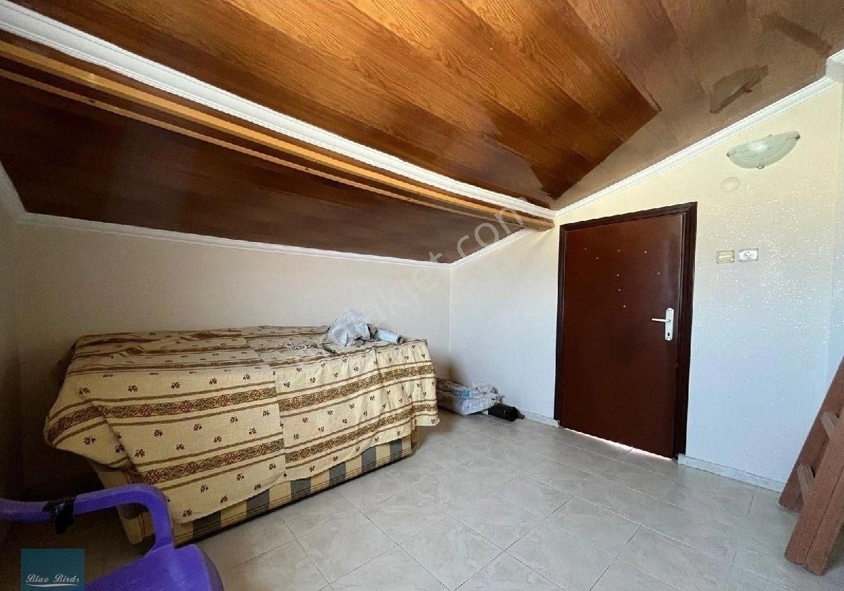 Kuşadası'nda Geniş Bahçeli - Görsel 2