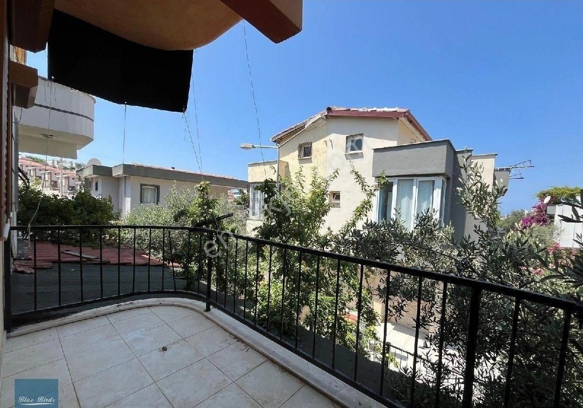 Kuşadası'nda Geniş Bahçeli - Görsel 11