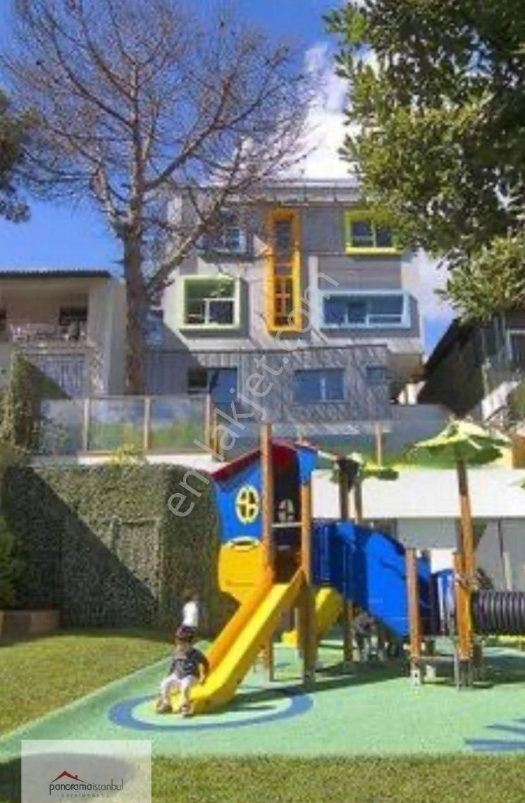 Akatlar'da Büyük Bahçeli Ofis Binası - Görsel 10