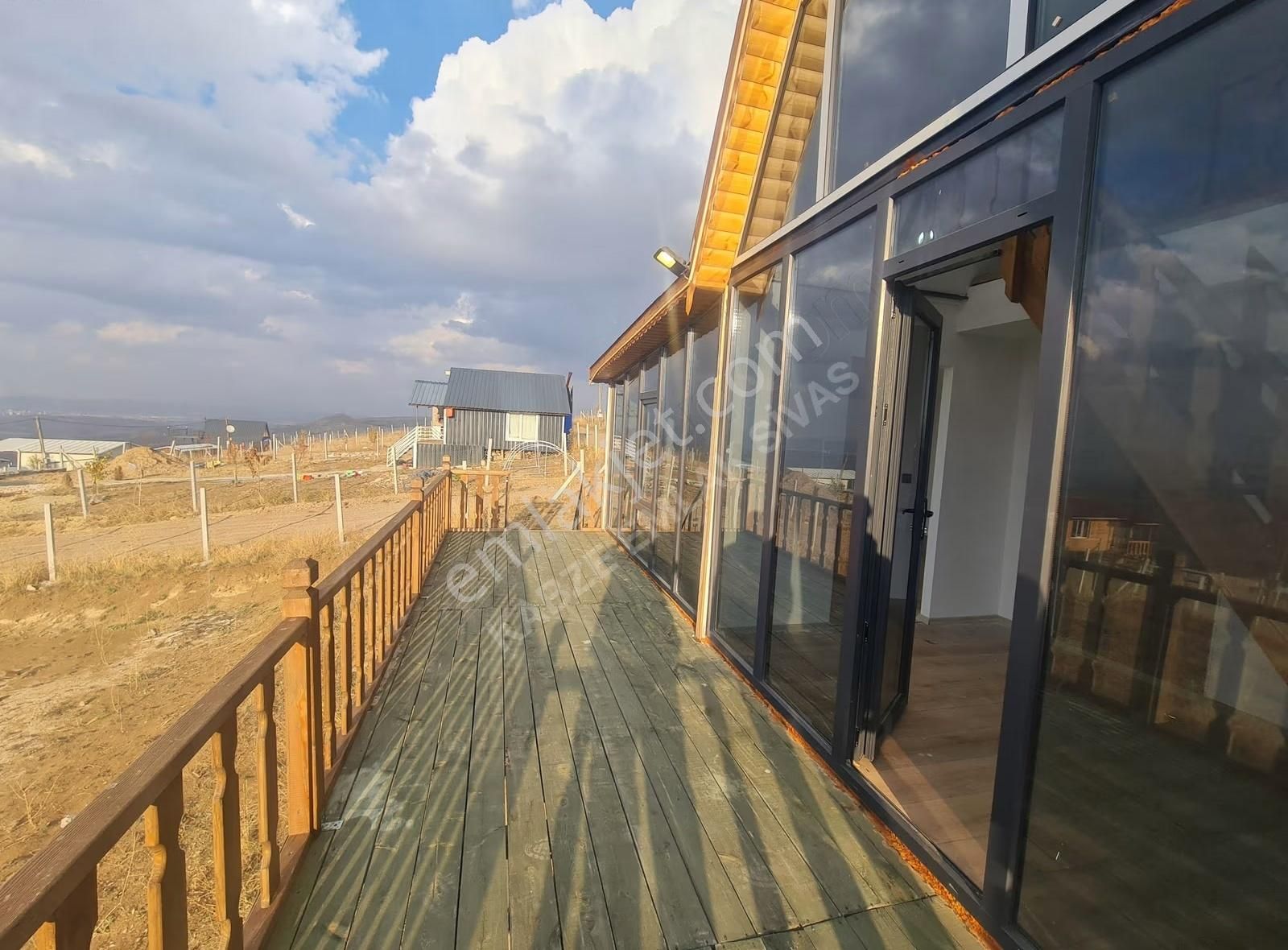 Kabze Emlaktan Sivas Mr.işhanda 500m2üzeri7om2 Satılık Bungalov - Görsel 13