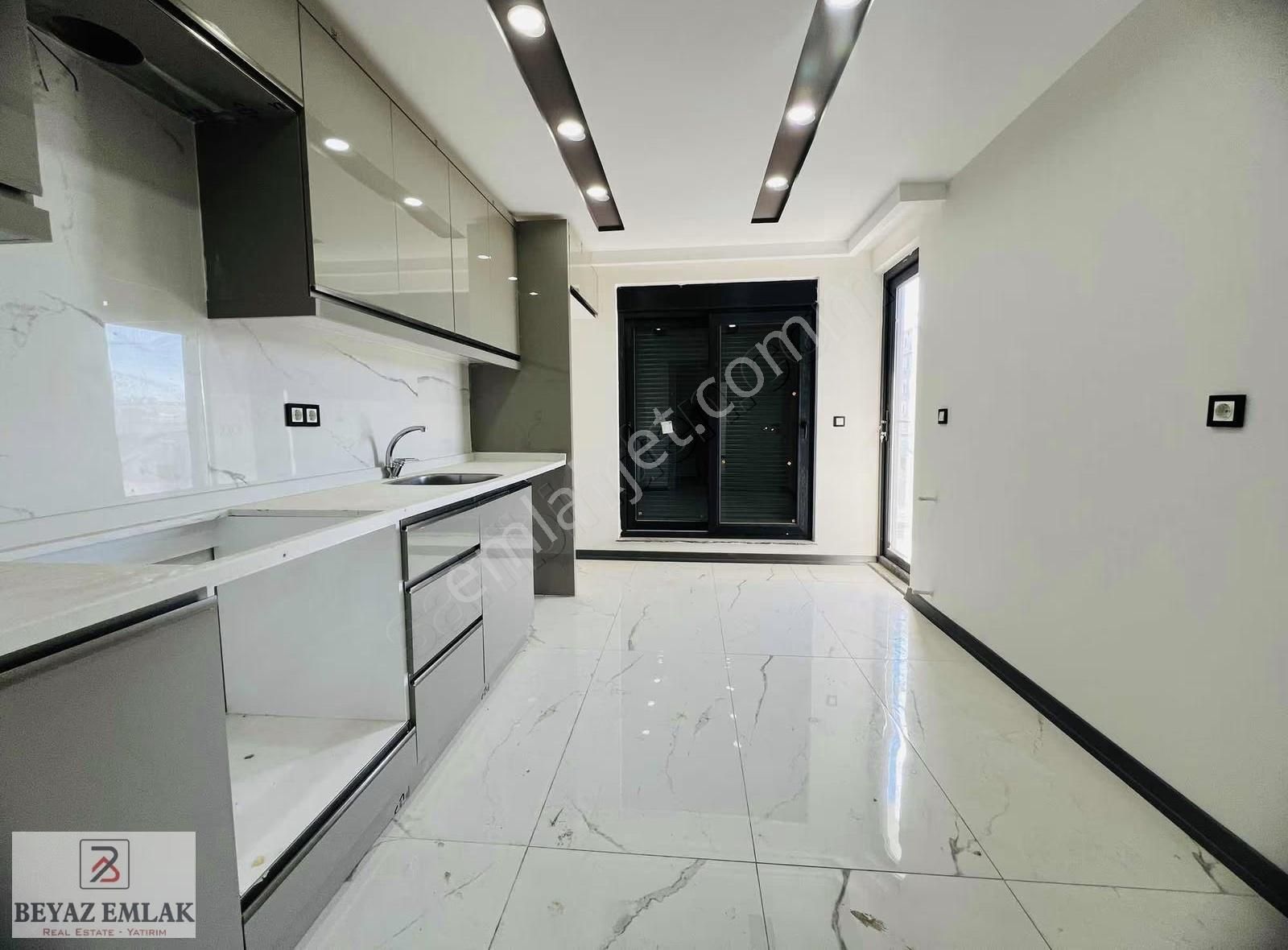 Demirel Mah'de Katta Ebeveyn Banyolu Satılık 3+1 Tramvay Dibi - Görsel 24