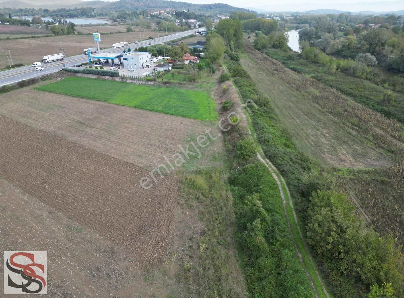 Hobi Bahçesi Arayanlara Muhteşem Konumda 420 M² Tarla - Görsel 4