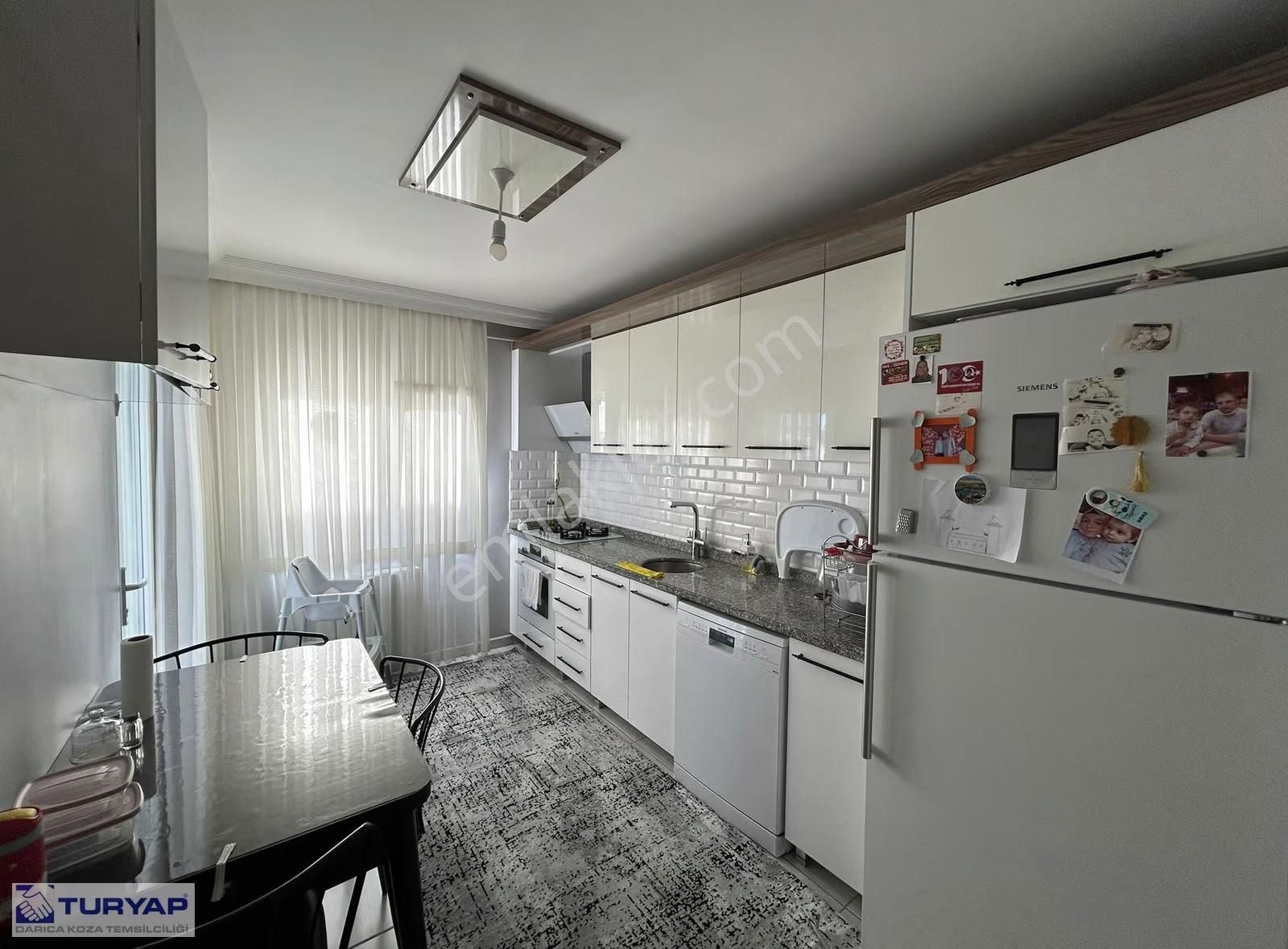 Turyap Koza'dan Bizimköy Evlerinde 5+1 Geniş Çatı Dubleksi - Görsel 4