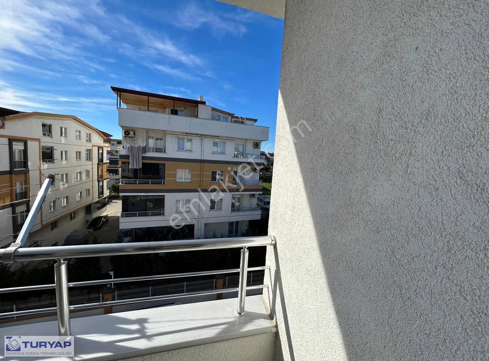 Turyap Koza'dan Bizimköy Evlerinde 5+1 Geniş Çatı Dubleksi - Görsel 9