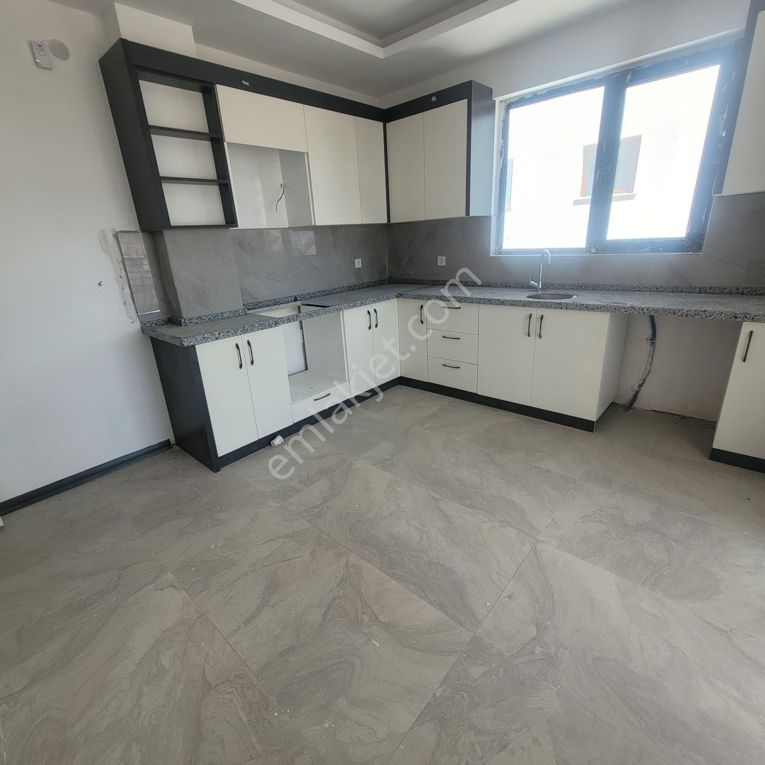 Sahibinden Geniş Teras Mutfaklı Şık Projede 4 + 1 Sıfır Daire - Görsel 10