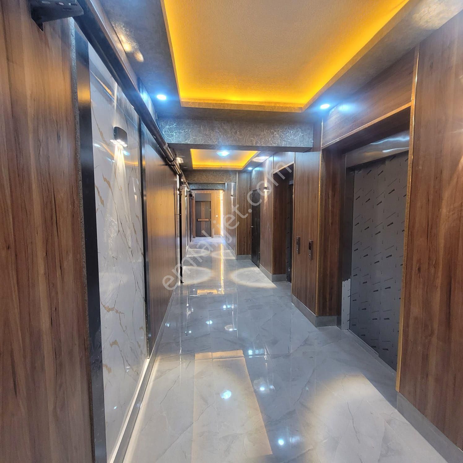 Sahibinden Geniş Teras Mutfaklı Şık Projede 4 + 1 Sıfır Daire - Görsel 4