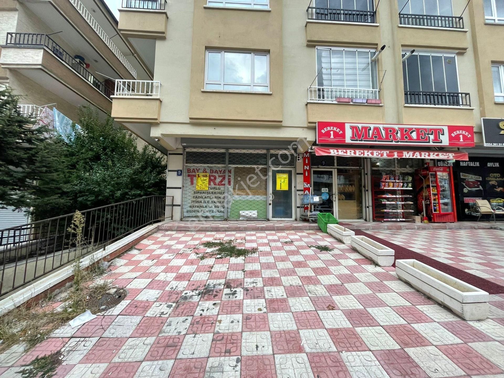 Bülent Emlaktan İtri Caddesi Üzerinde Satılık Dükkan - Görsel 2