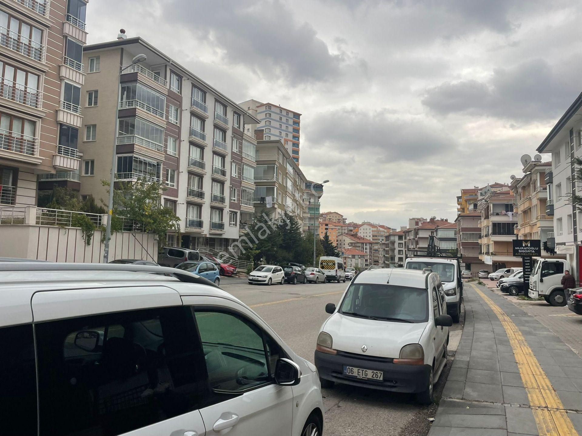 Bülent Emlaktan İtri Caddesi Üzerinde Satılık Dükkan - Görsel 4