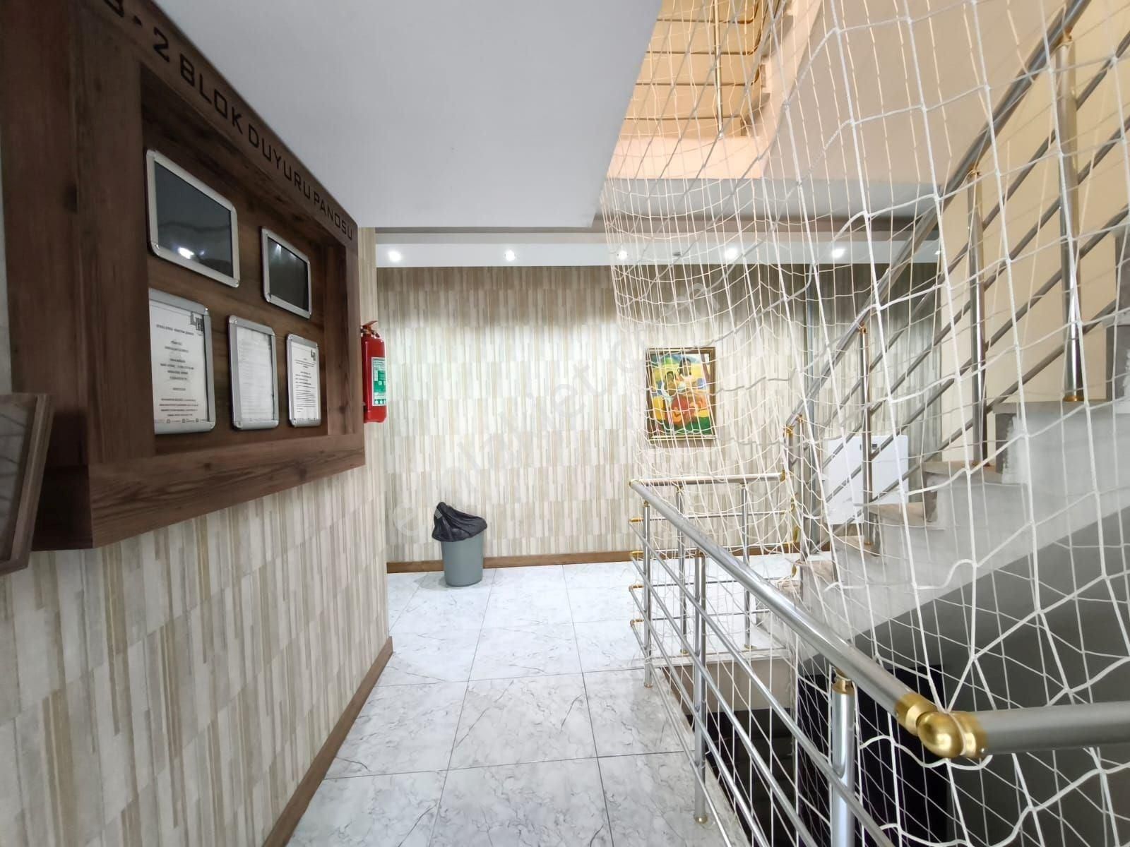 Ahmet Özcan'a Yakın Satılık 3+1 Daire - Görsel 8